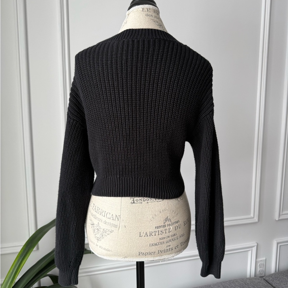 H&M V neck cropped Knit cardigan - Picture 3 of 5